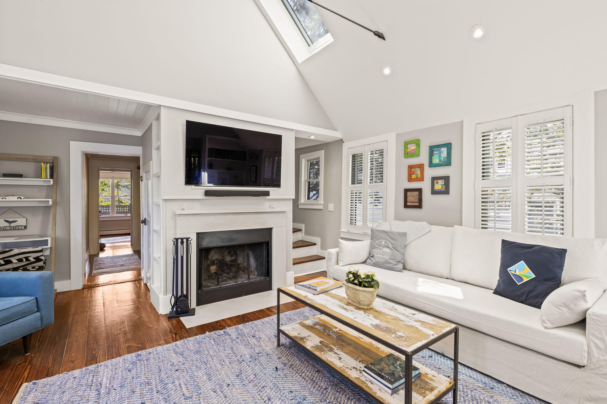 342 B Commercial Street Provincetown, MA 02657 - Photo 9 of 42 66-web-or-mls-342-commercial-st-b