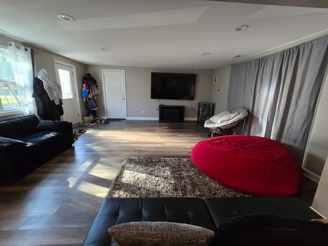 $294,900 | 3898 Montgomery Drive, Crete, IL 60417