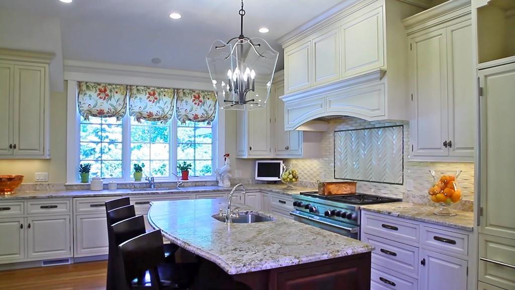8 Monadnock Road Wellesley, MA 02481 - Photo 11 of 29