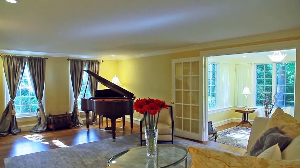8 Monadnock Road Wellesley, MA 02481 - Photo 8 of 29