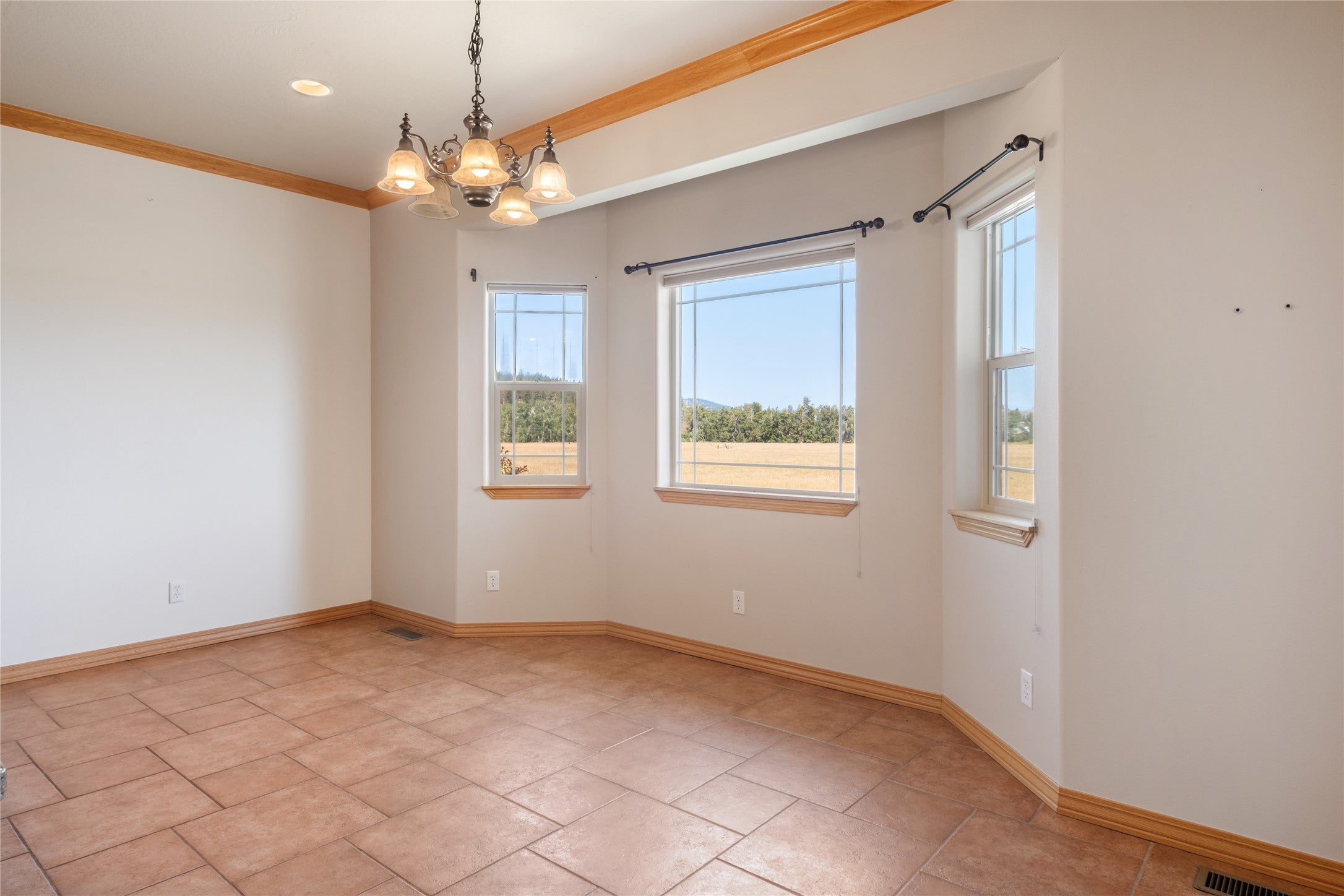 5401 Bigfork Road Missoula, MT 59803 - Photo 7 of 35 Gallery Image 7