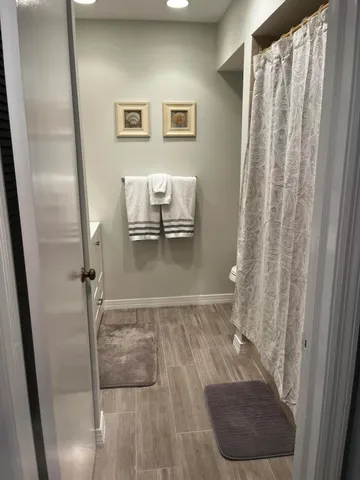 $2,500 | 428 Bracken Wood Lane South, Palm Beach Gardens, FL 33418