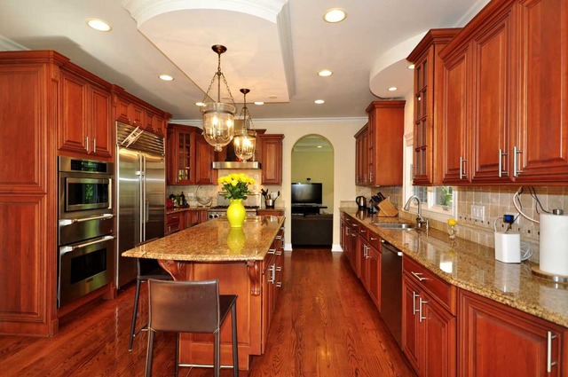 1945 Beechnut Road Northbrook, IL 60062 - Photo 8 of 24