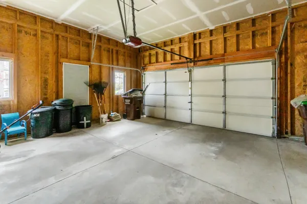 $379,900 | 1317 Pierce Lane, Milan, MI 48160