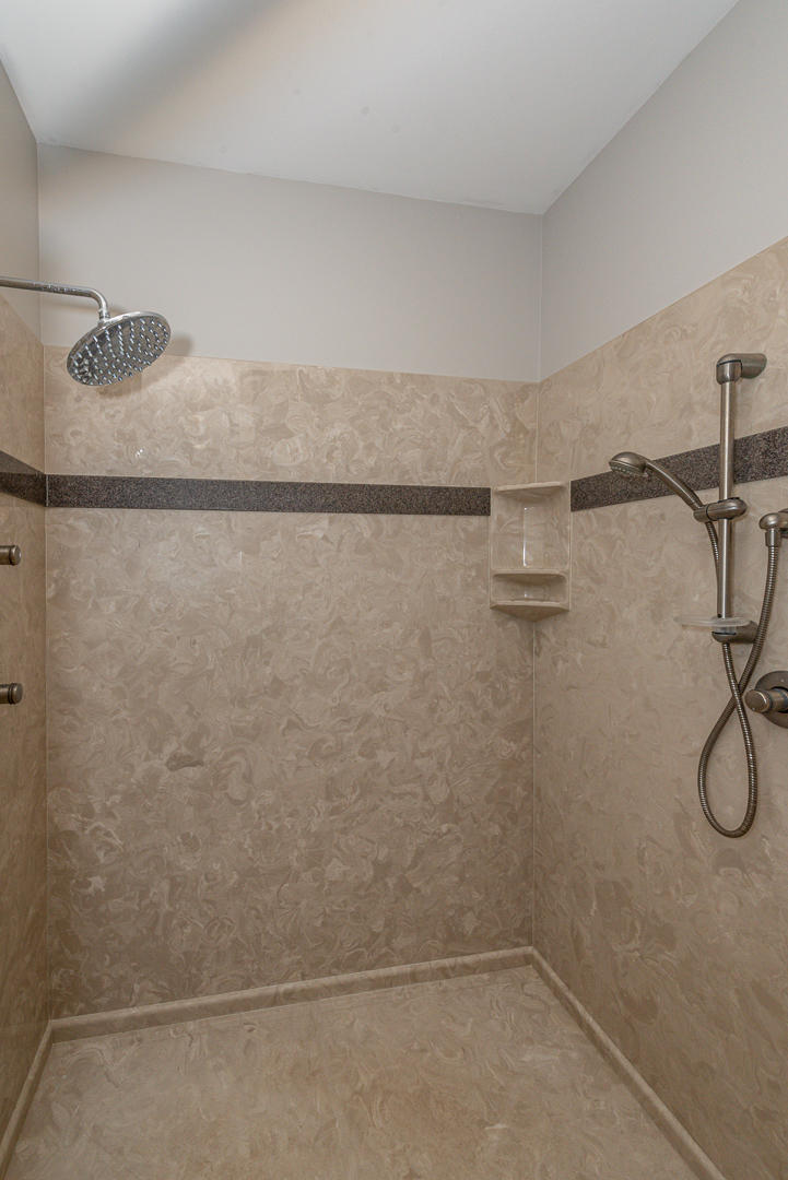 3969 Sevierville Road Maryville, TN 37804 - Photo 27 of 40 Master bath