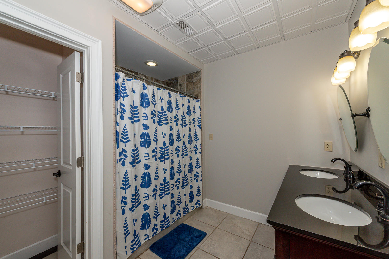 3969 Sevierville Road Maryville, TN 37804 - Photo 35 of 40 Bathroom
