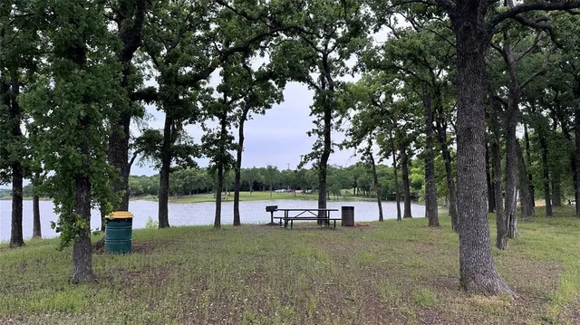 $3,200 | 118 Shasta Drive, Hickory Creek, TX 75065