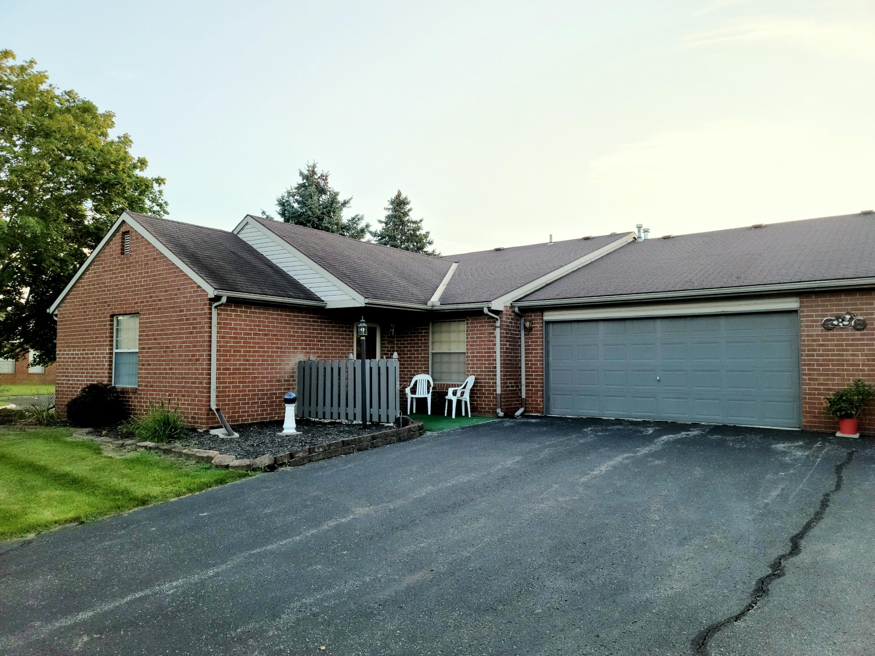 3992 Covington Drive, Unit 3992 Springfield, OH 45503 - Photo 1 of 28