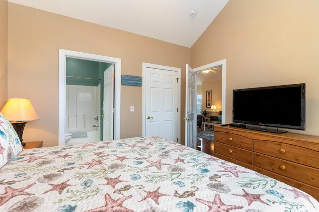 $249,900 | 4872 Dahlia Court, Unit 301, Myrtle Beach, SC 29577