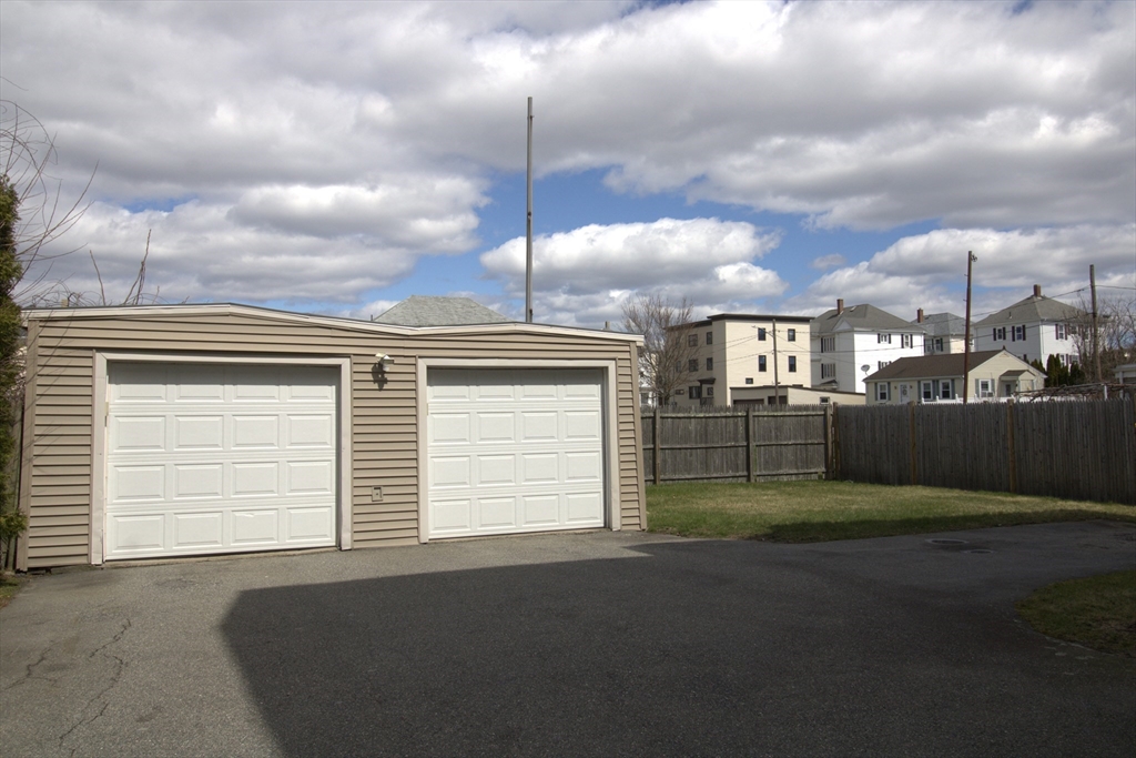 1146 Slade Street Fall River, MA 02724 - Photo 6 of 27