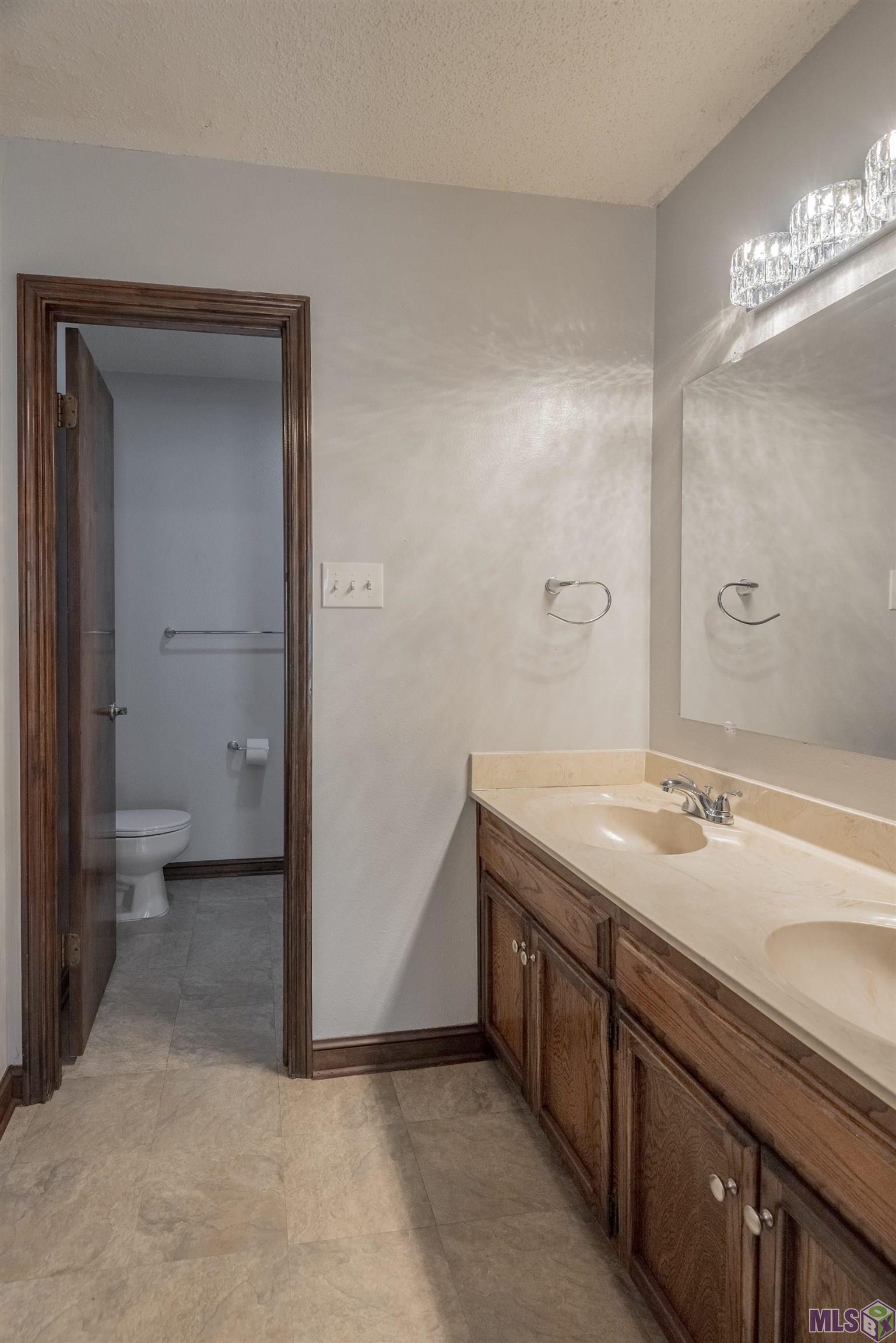 11054 Red Oak Drive Baton Rouge, LA 70815 - Photo 11 of 18