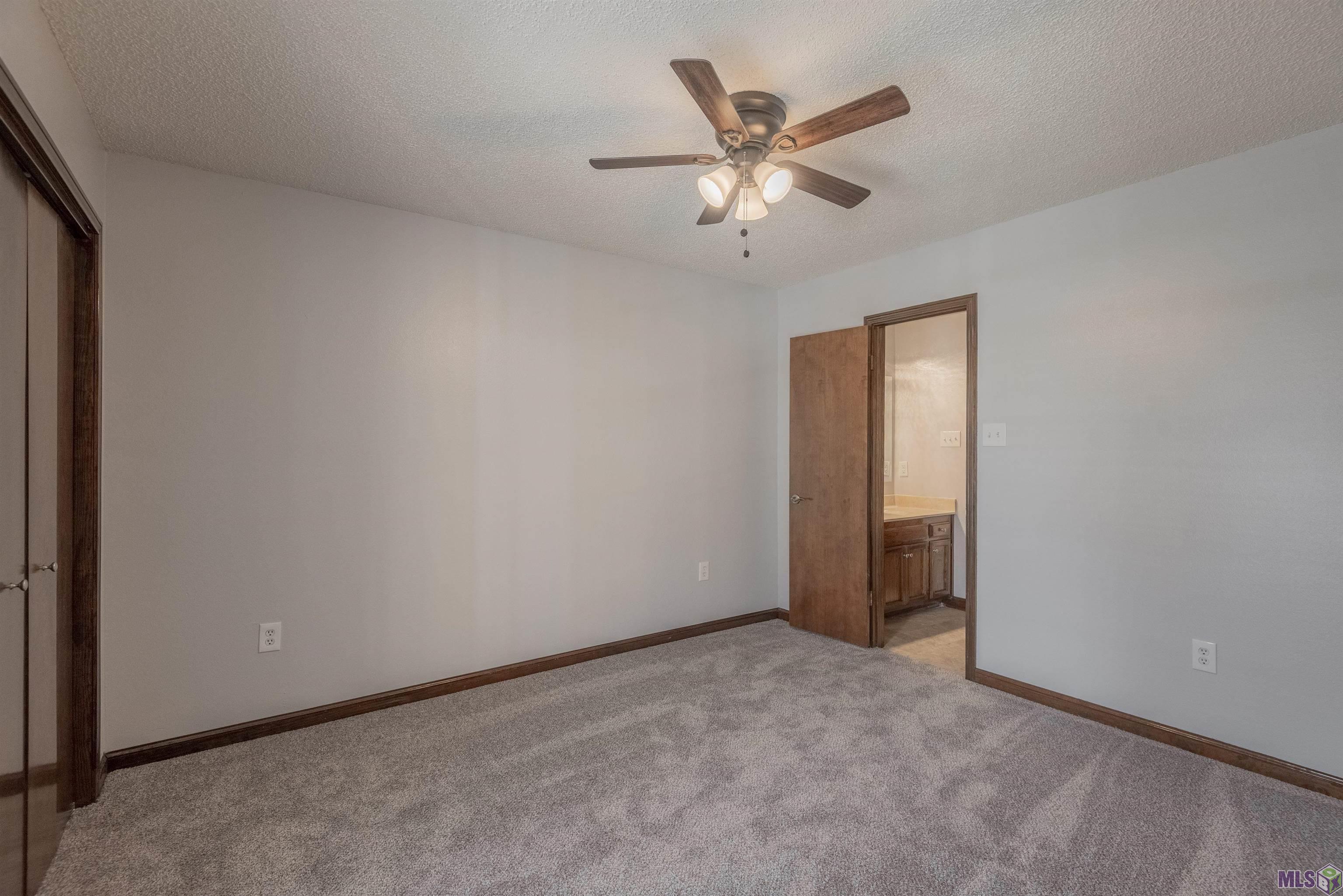 11054 Red Oak Drive Baton Rouge, LA 70815 - Photo 14 of 18