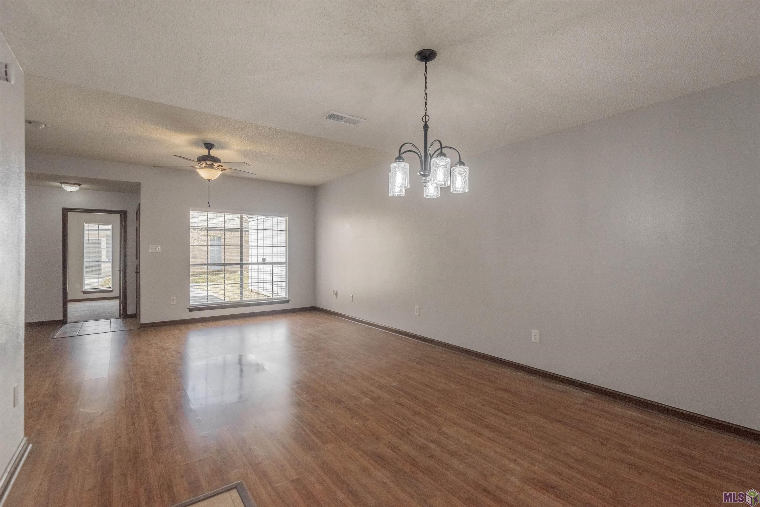 11054 Red Oak Drive Baton Rouge, LA 70815 - Photo 4 of 18