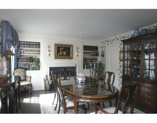 Undisclosed Address Greenwich, CT 06831 - Photo 5 of 6 a dining room with furniture and wooden floor