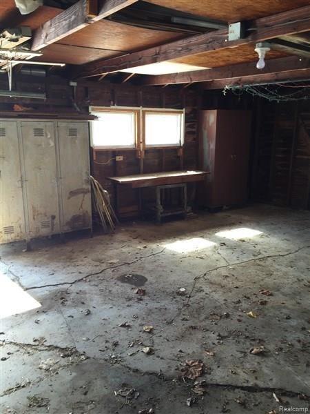 7789 Ritz Avenue Westland, MI 48185 - Photo 4 of 15