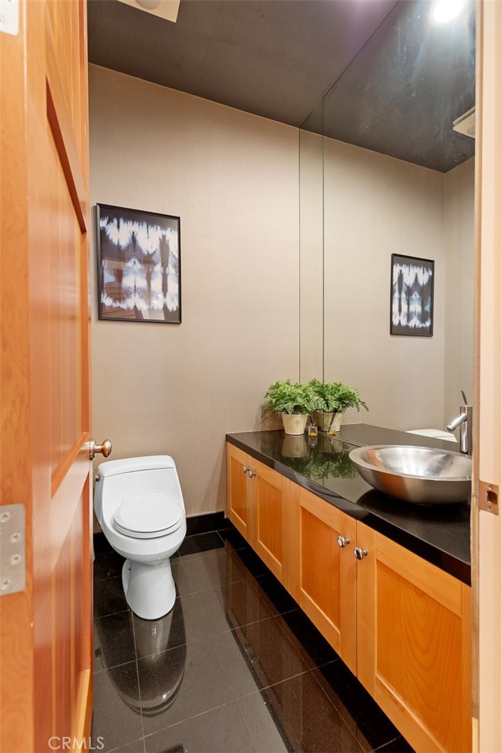 2323 South Beverly Glen Boulevard, Unit 9 Los Angeles, CA 90064 - Photo 26 of 65