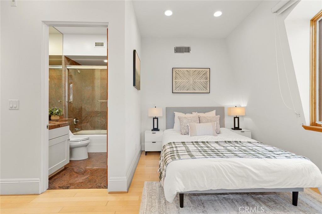 2323 South Beverly Glen Boulevard, Unit 9 Los Angeles, CA 90064 - Photo 40 of 65
