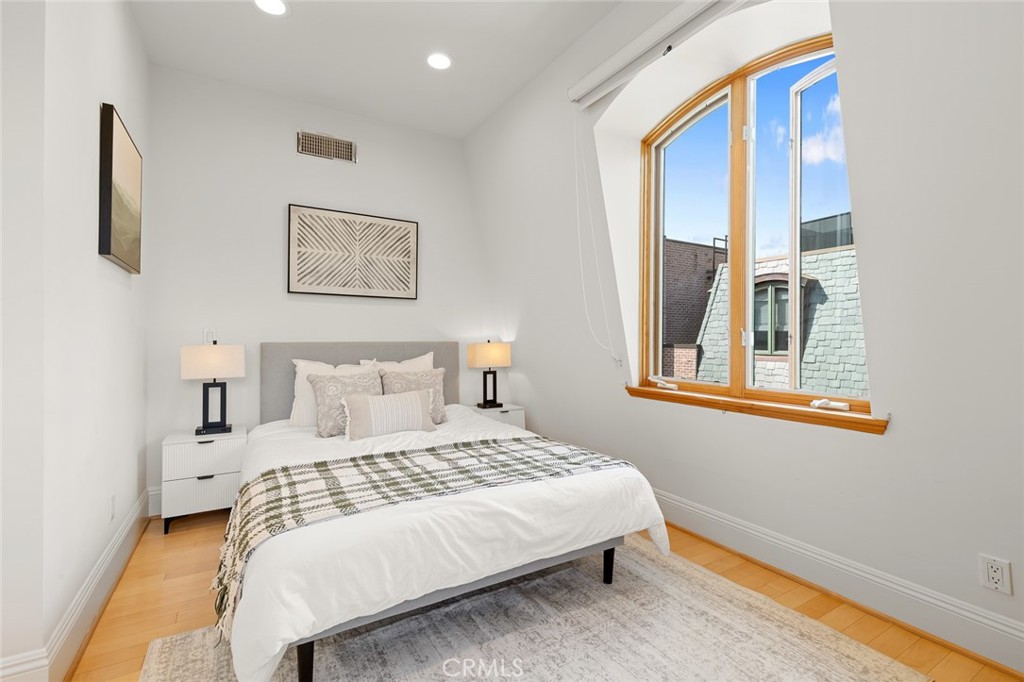 2323 South Beverly Glen Boulevard, Unit 9 Los Angeles, CA 90064 - Photo 41 of 65