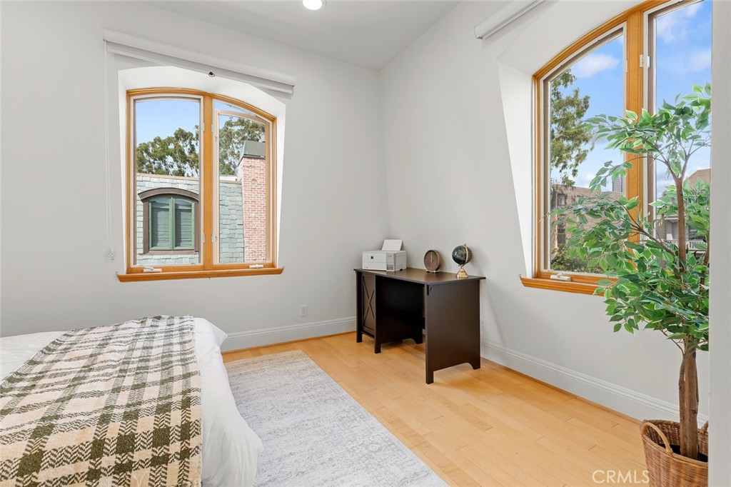 2323 South Beverly Glen Boulevard, Unit 9 Los Angeles, CA 90064 - Photo 44 of 65