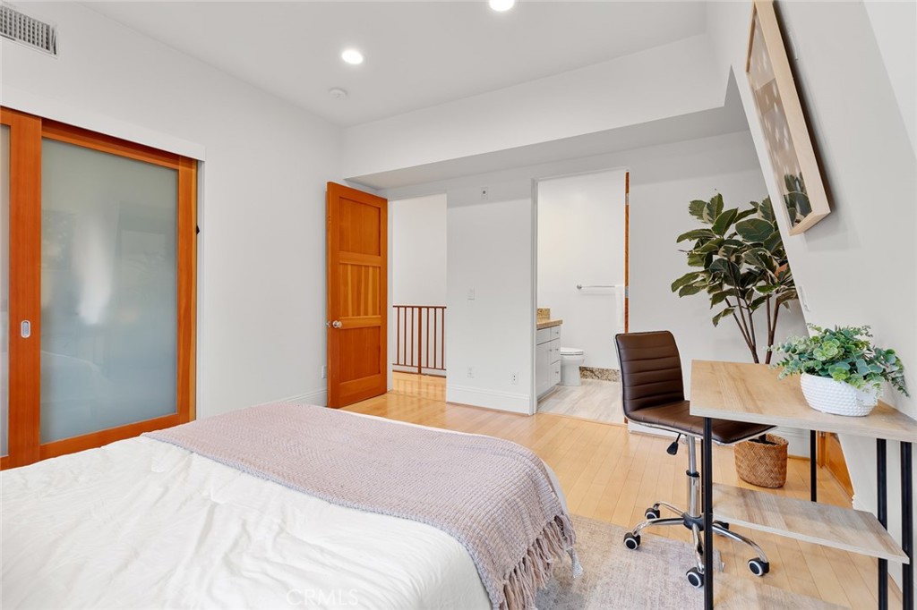 2323 South Beverly Glen Boulevard, Unit 9 Los Angeles, CA 90064 - Photo 46 of 65