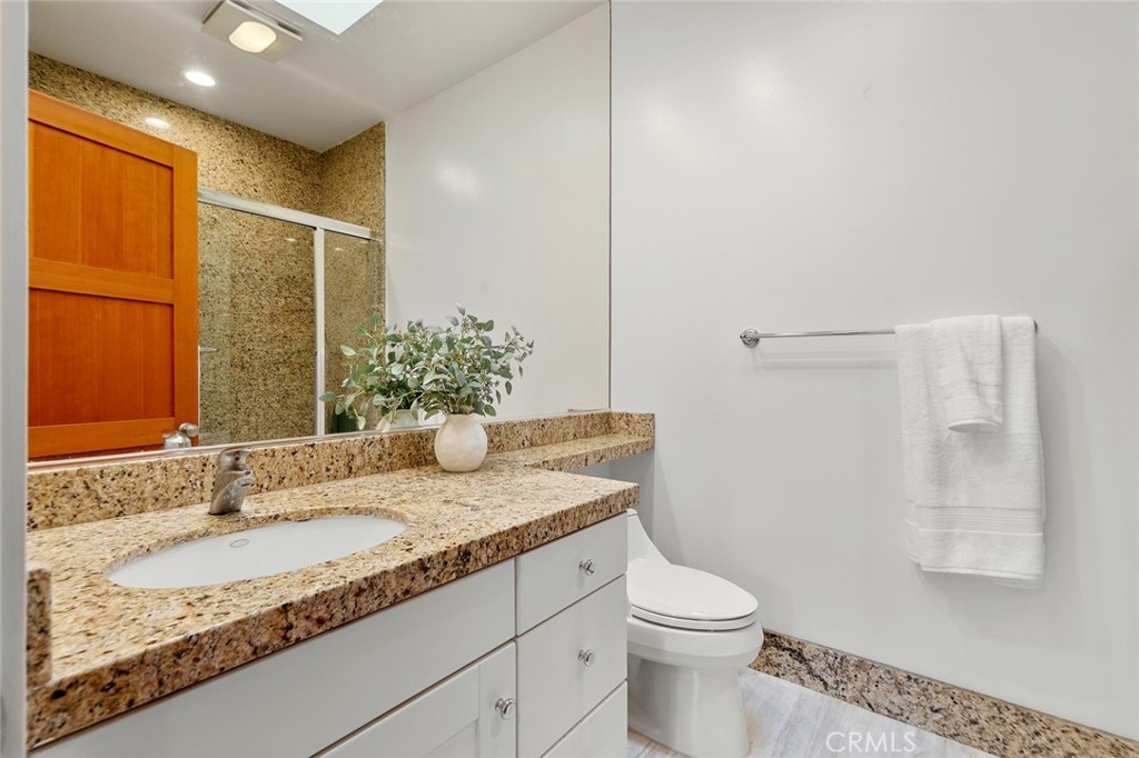 2323 South Beverly Glen Boulevard, Unit 9 Los Angeles, CA 90064 - Photo 47 of 65