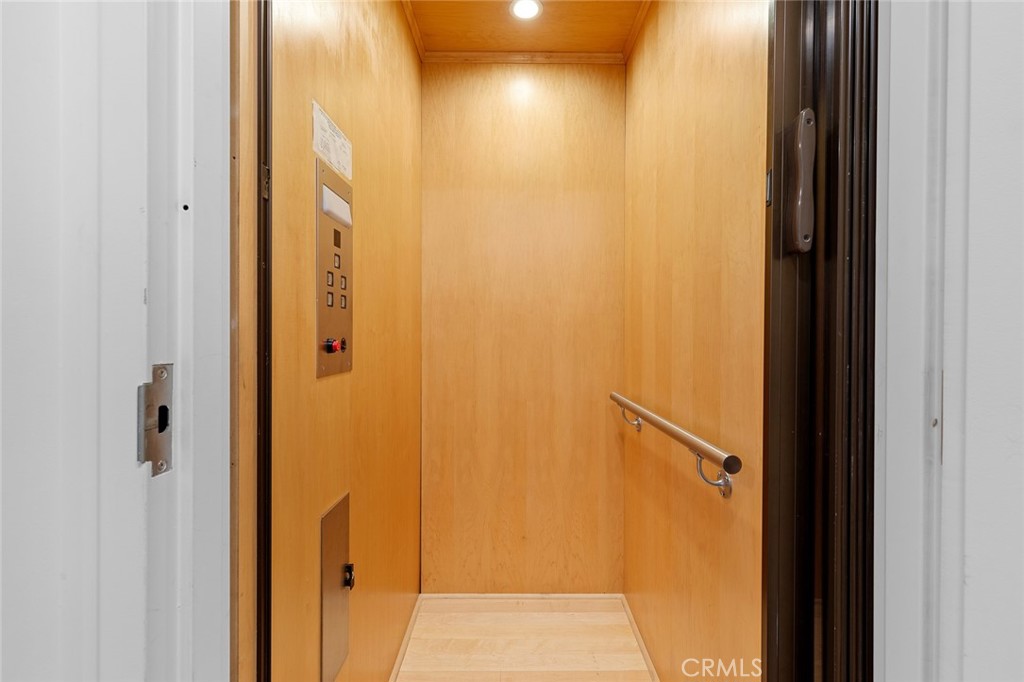 2323 South Beverly Glen Boulevard, Unit 9 Los Angeles, CA 90064 - Photo 50 of 65