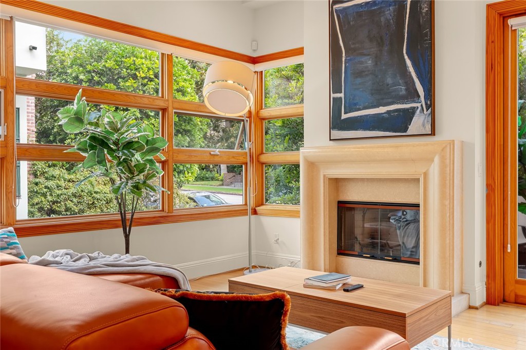 2323 South Beverly Glen Boulevard, Unit 9 Los Angeles, CA 90064 - Photo 7 of 65