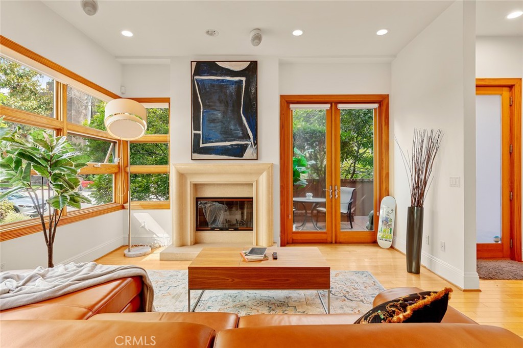 2323 South Beverly Glen Boulevard, Unit 9 Los Angeles, CA 90064 - Photo 8 of 65