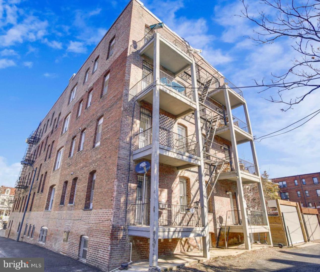 1340 Fairmont Street Northwest, Unit 3 Washington, DC 20009 - Photo 13 of 14