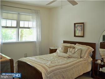 3578 Kyle Road Philadelphia, PA 19154 - Photo 6 of 12 Bedroom - Main