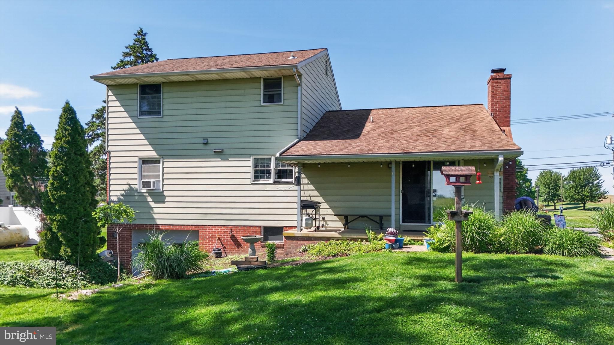 1106 Village Road Lancaster, PA 17602 - Photo 21 of 42 Charming two-story home with lush yard.