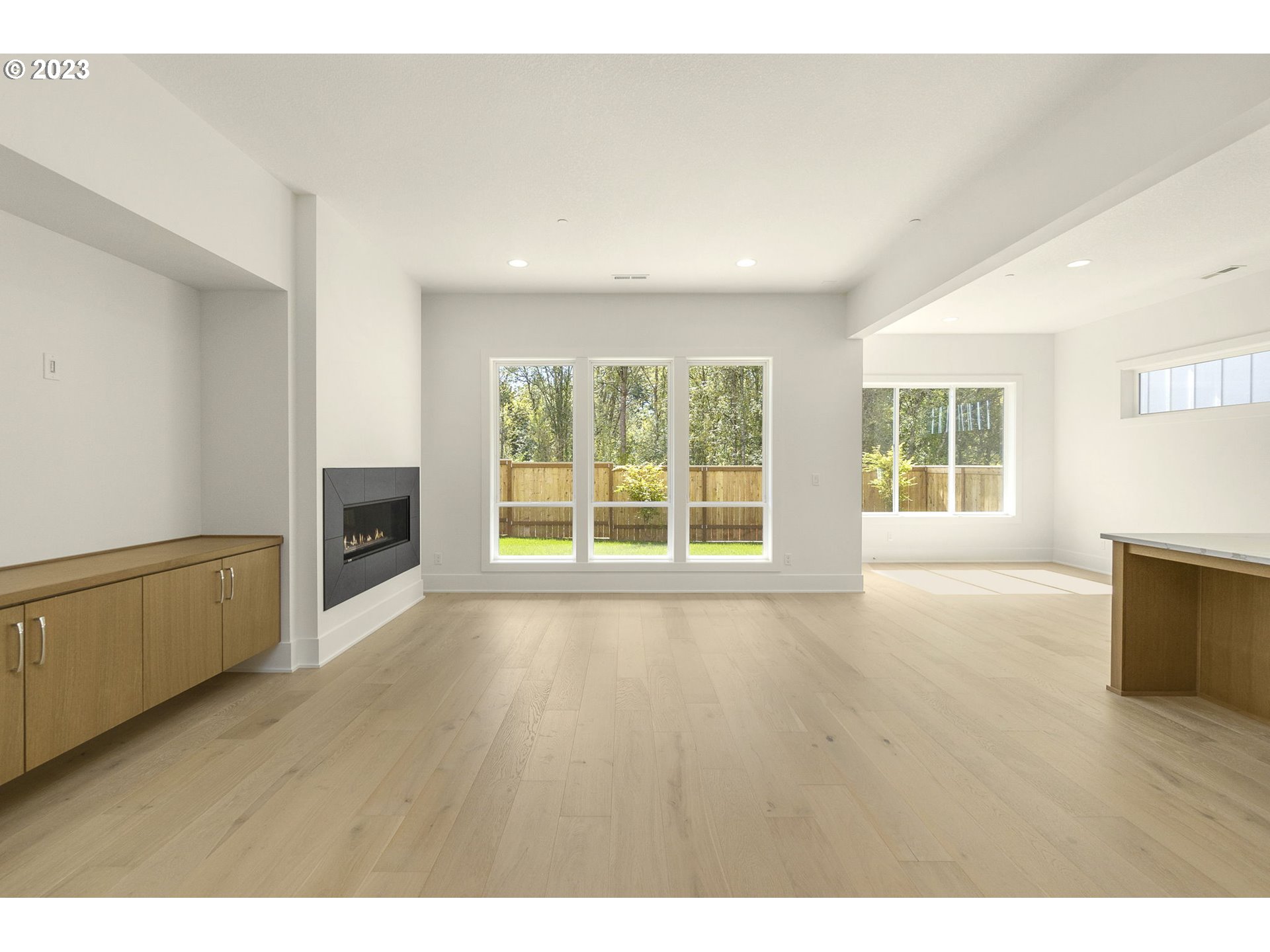 4750 Southwest Pendleton Street, Unit LOT2 Portland, OR 97221 - Photo 16 of 46 Living Room