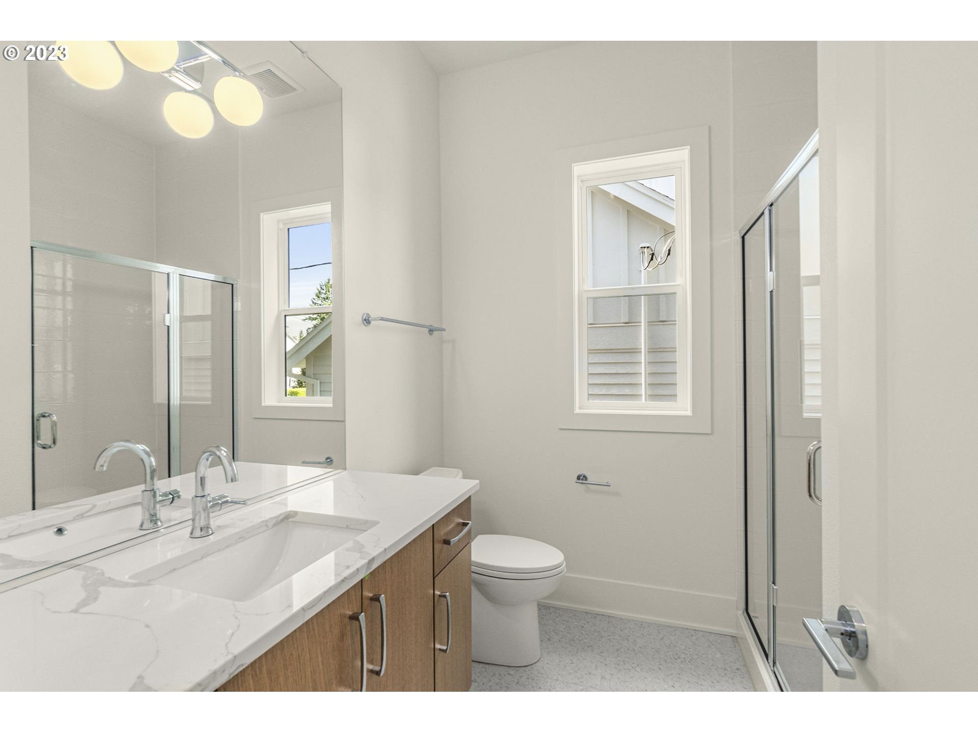 4750 Southwest Pendleton Street, Unit LOT2 Portland, OR 97221 - Photo 20 of 46 Bathroom
