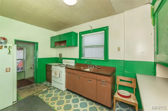 $69,900 | 1911 Benton Street, Granite City, IL 62040