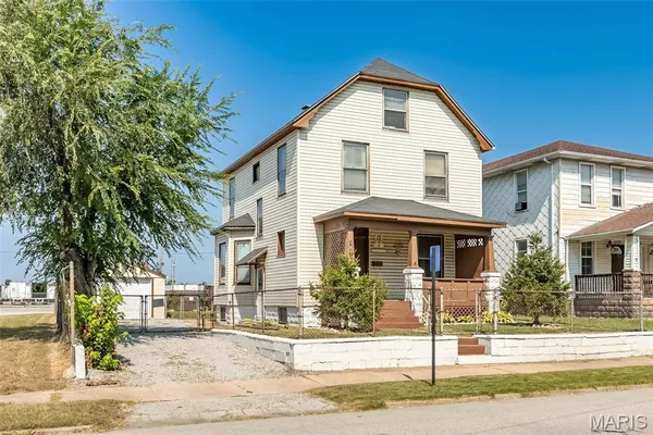 $59,900 | 1911 Benton Street, Granite City, IL 62040