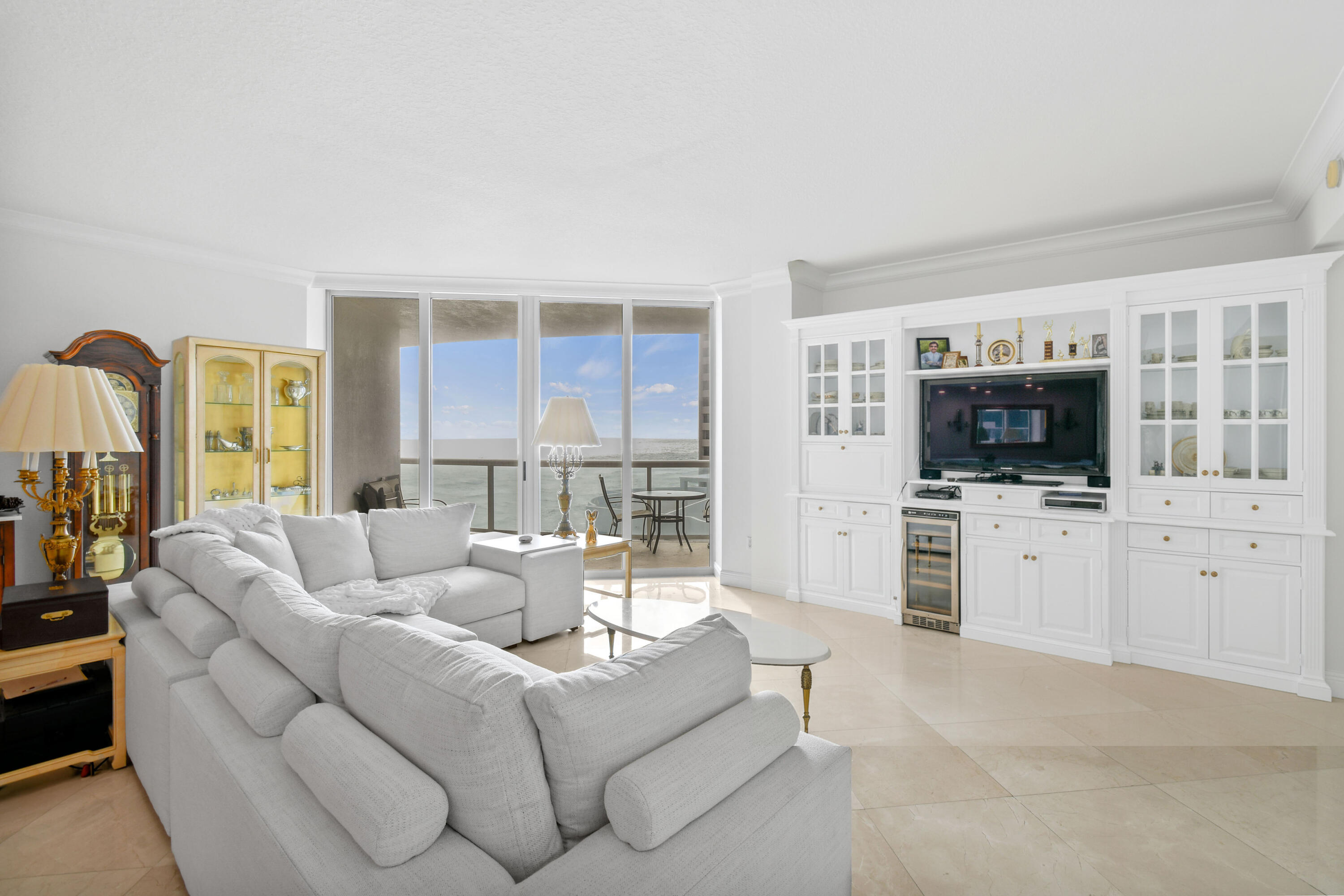 4600 North Ocean Drive, Unit 902 Singer Island, FL 33404 - Photo 9 of 79 Virtual Painted White