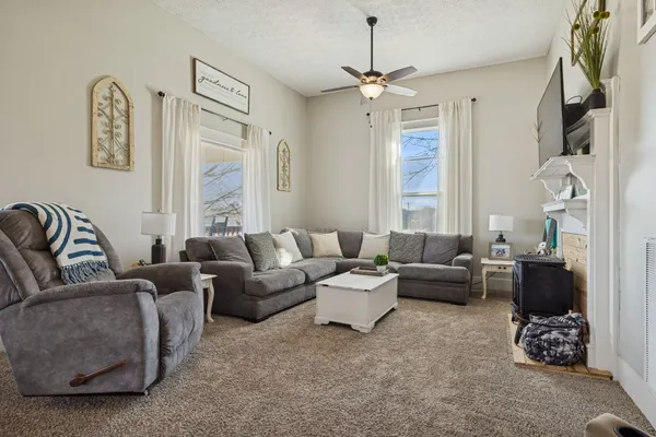 $489,000 | 15 Switchboard Road, Brush Creek, TN 38547