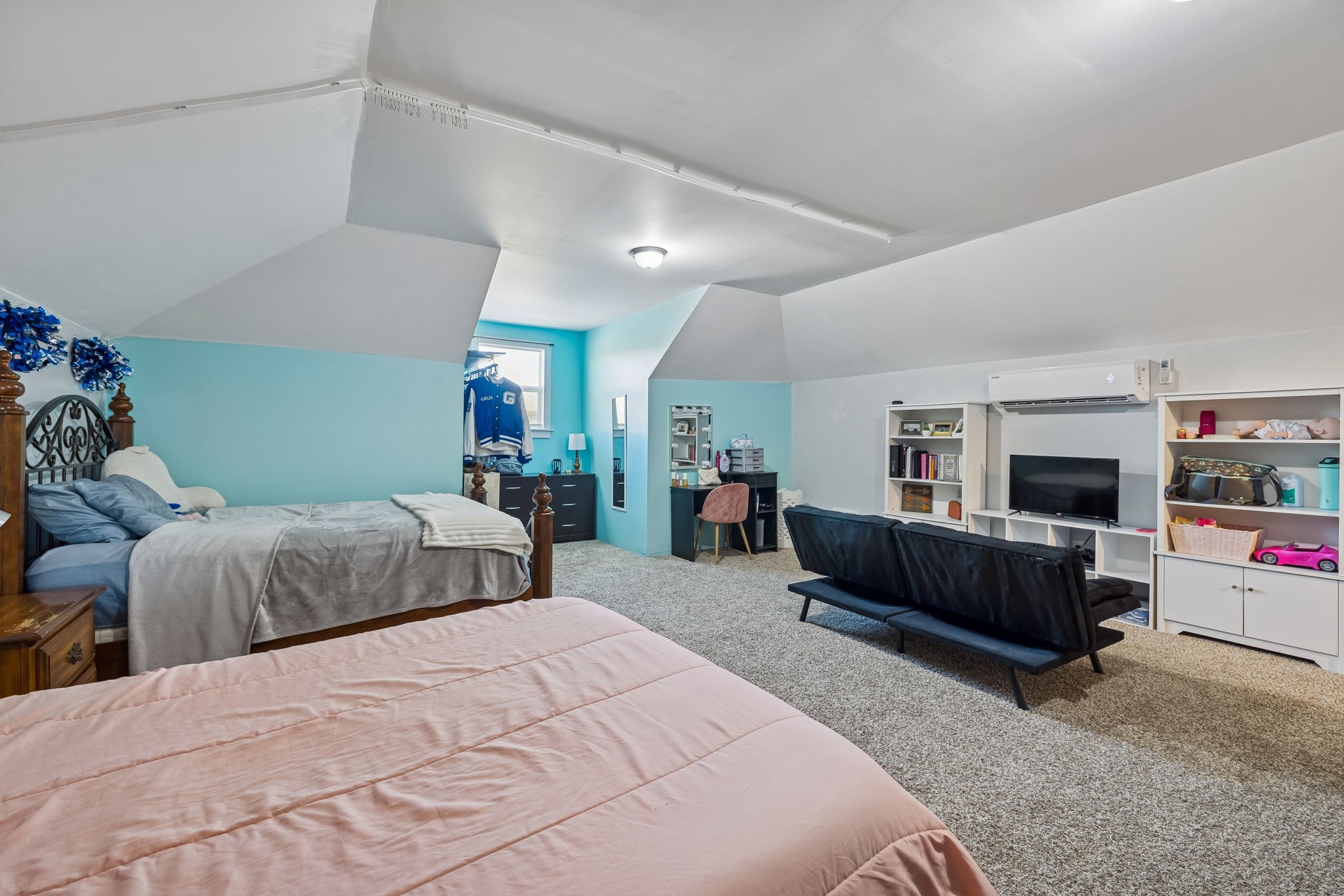 15 Switchboard Road Brush Creek, TN 38547 - Photo 40 of 60 a bedroom with a bed and furniture