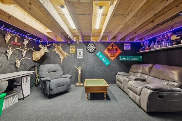 $489,000 | 15 Switchboard Road, Brush Creek, TN 38547