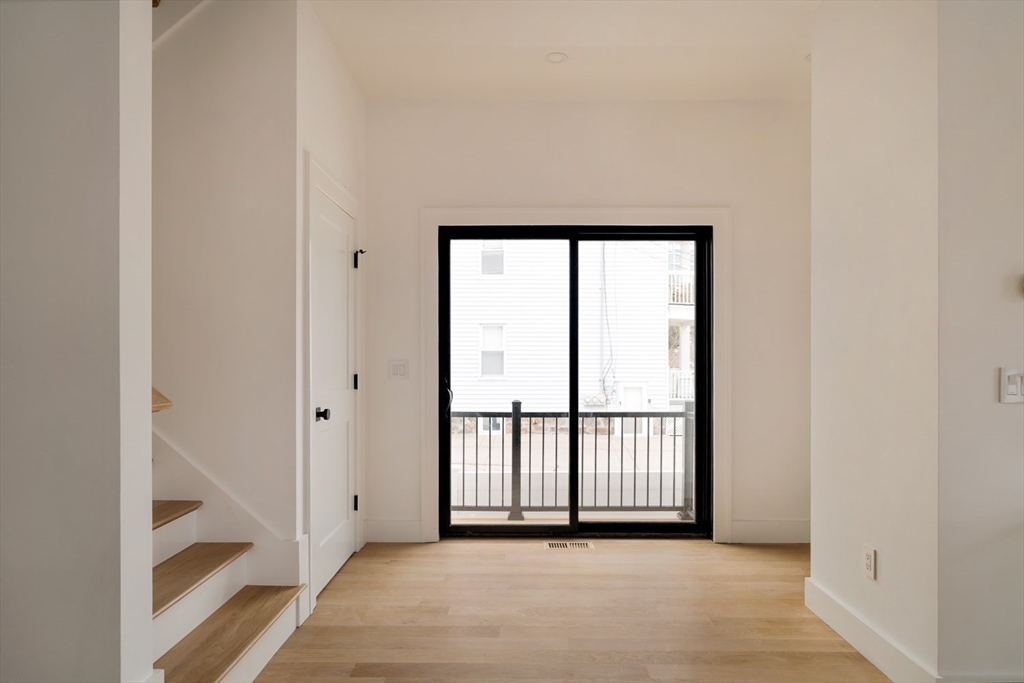 19 South Waverly Street Boston, MA 02135 - Photo 13 of 37