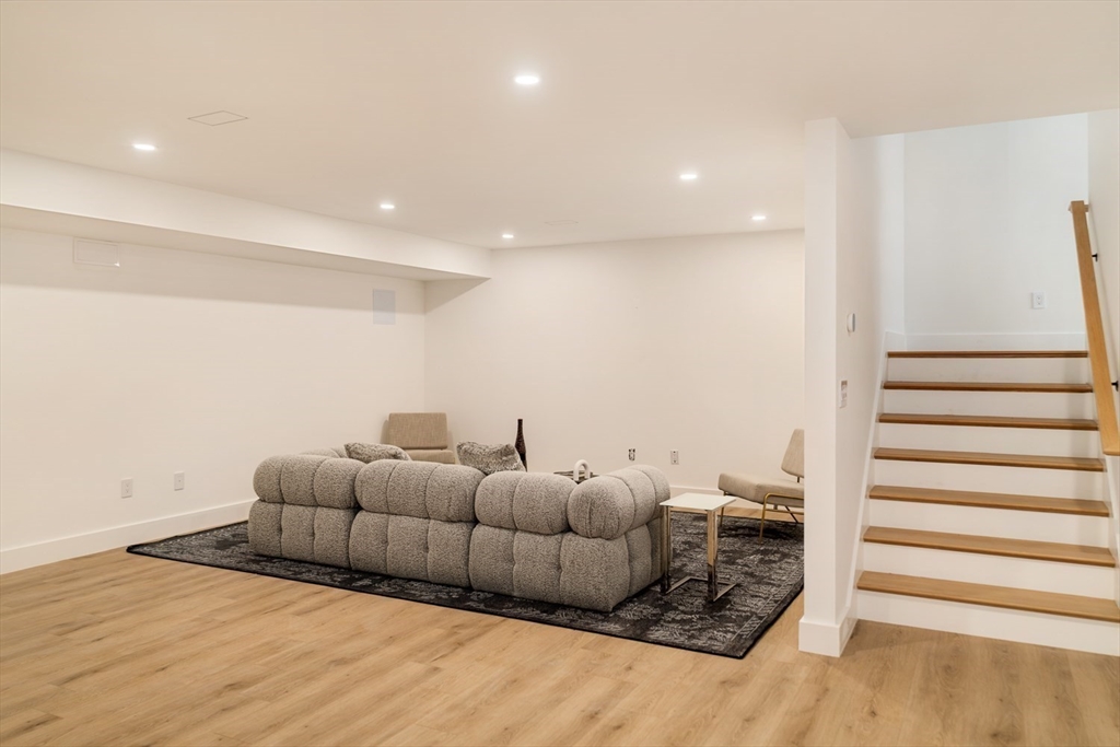 19 South Waverly Street Boston, MA 02135 - Photo 16 of 37