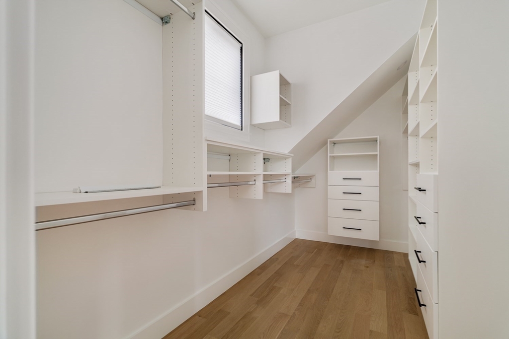 19 South Waverly Street Boston, MA 02135 - Photo 33 of 37