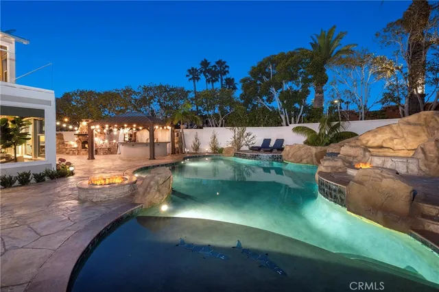 $3,595,000 | 6403 Royal Grove Drive, Huntington Beach, CA 92648