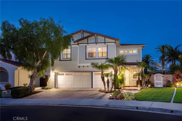 $3,595,000 | 6403 Royal Grove Drive, Huntington Beach, CA 92648
