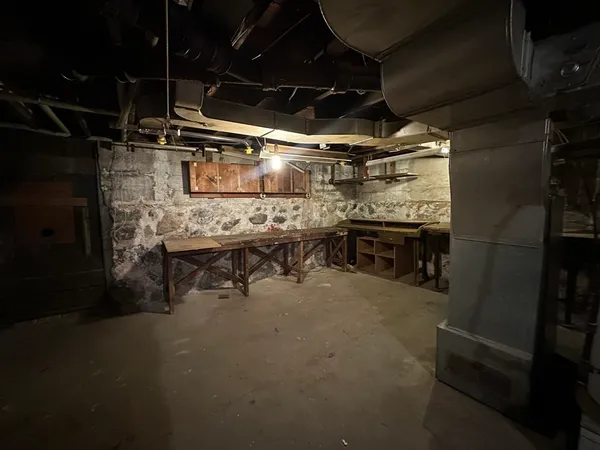 a view of a back yard of a house