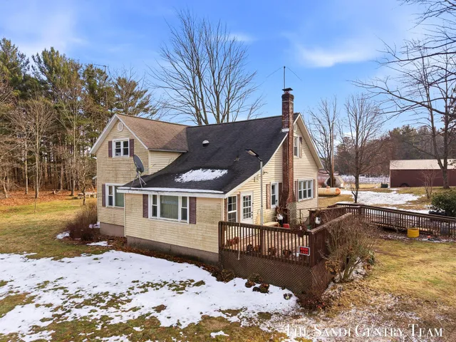 $1,118,200 | 15854 Buchanan Street, Grand Haven, MI 49417