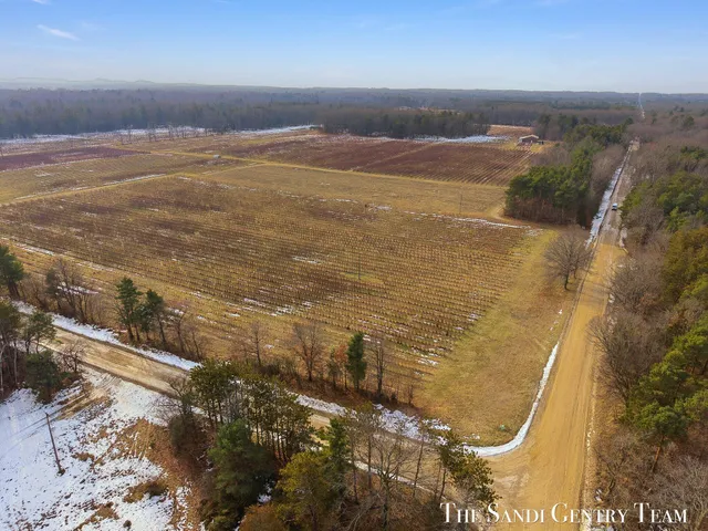 $1,118,200 | 15854 Buchanan Street, Grand Haven, MI 49417