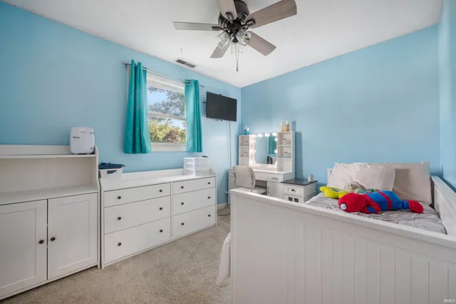 $259,750 | 2210 West Christy Lane, Muncie, IN 47304