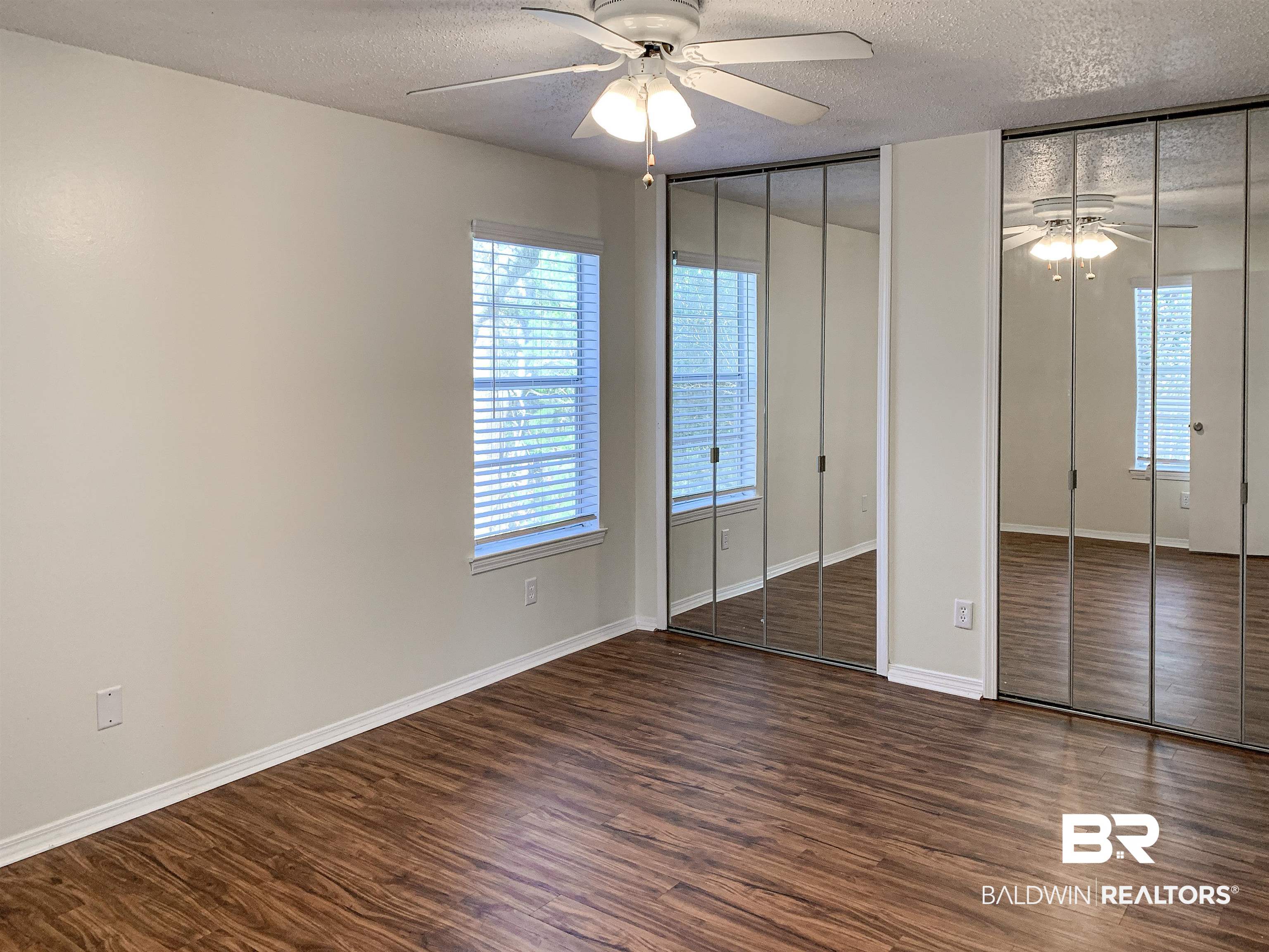 5608 Cottage Hill Road, Unit 214 Mobile, AL 36609 - Photo 7 of 12