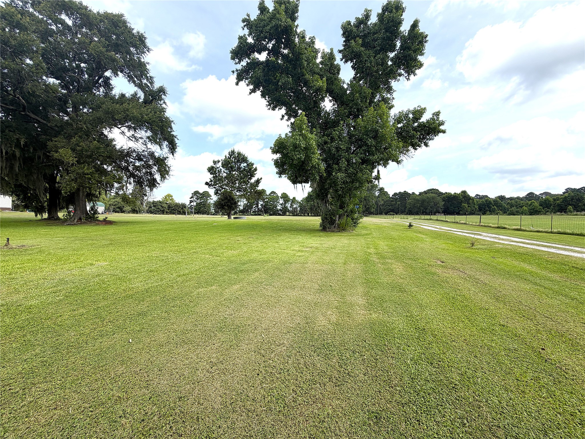 247 South Skains Chapel Road Trinity, TX 75862 - Photo 5 of 8 Gallery Image 5